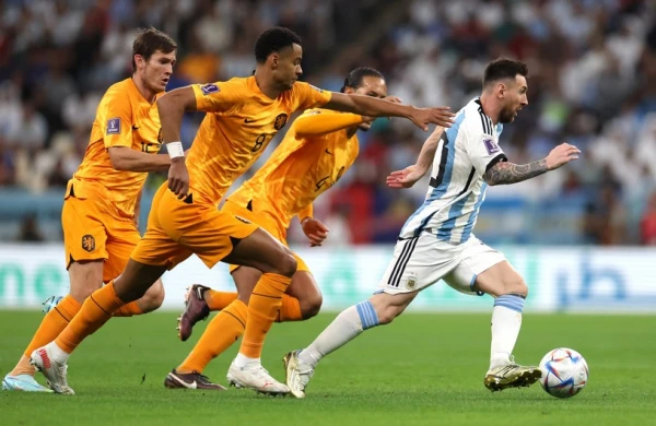 Messi Pelenin rekordunu yeniləyib