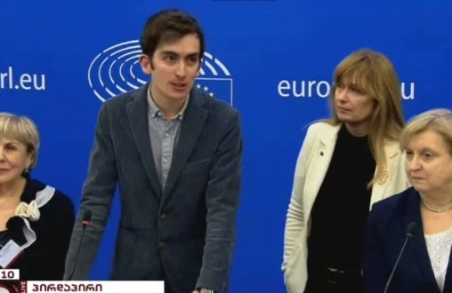 Saakaşvilinin oğlu kömək istədi: "Ümid edirəm ki, atam  həbsdə ölməyəcək"