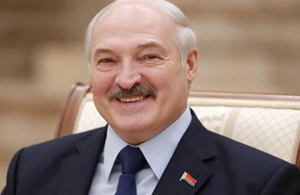 Lukaşenko Prezident İlham Əliyevi təbrik edi