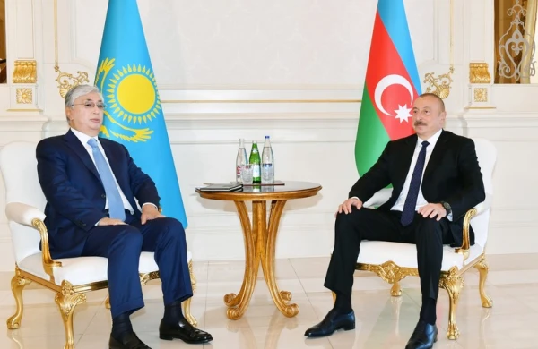 Qazaxıstan Prezidenti Azərbaycan liderinə zəng edib