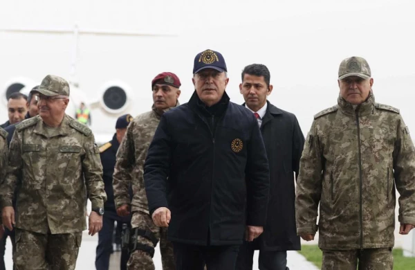 Türk generallar Suriya sərhədinə getdi