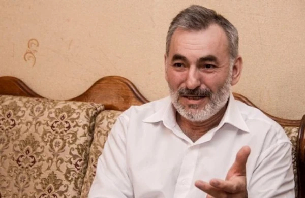 Nemət Pənahlı Vasif Talıbovun hoteldəki rüsvayçılığından danışdı: "Dedim, nə edirsən, hırıldadı..."