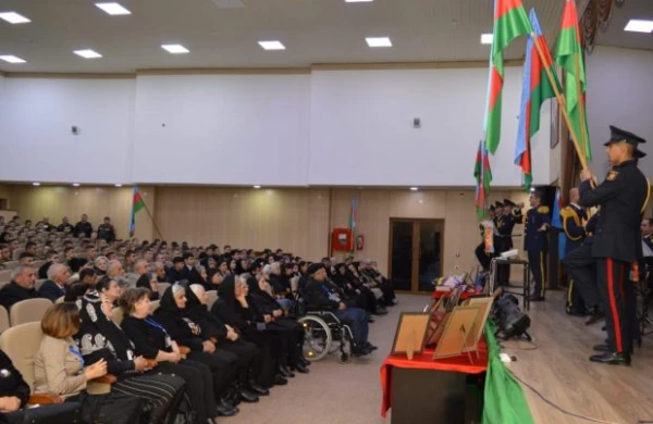 C.Naxçıvanski adına hərbi liseydə “Qax Şəhidləri” kitabının təqdimatı oldu