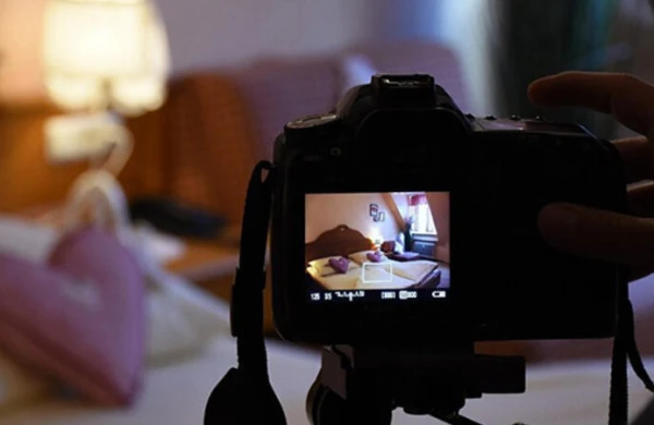 Pornoqrafik materialları yayanları nə qədər  həbs gözləyir? - HÜQUQİ YARDIM 