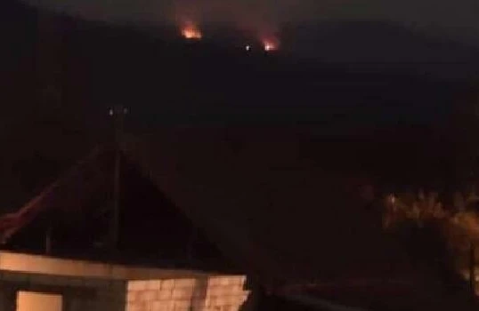 Ermənistanın Azərbaycanla sərhədi yanır - VİDEO