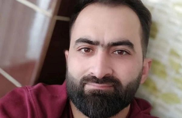 Avtomobildə yatan gənc oğlan faciəvi şəkildə öldü - FOTO