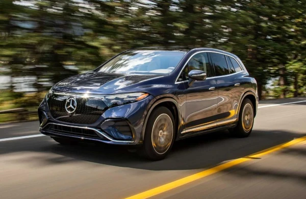 Mercedes EQ alt brendi altında elektromobil istehsalını dayandıracaq