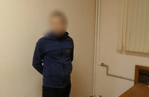 Ruslar xarici agenti tutdu - VİDEO
