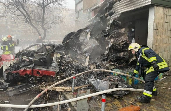 Ukraynada vertolyot uşaq bağçasına düşdü