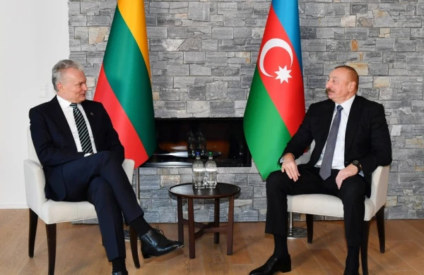 Azərbaycan və Litva prezidentləri Davosda görüşüblər 