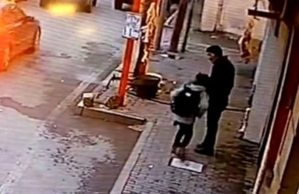 SON DƏQİQƏ! Bakıda manyak tutuldu: Görün kim imiş (FOTO+VİDEO)