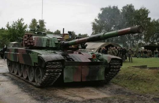 Polşa Ukraynaya 60 tank göndərəcək