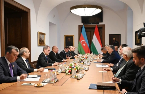 İlham Əliyev: Qarabağ bölgəsində yenidənqurma işlərində macar şirkətlərini görməyi ümid edirik