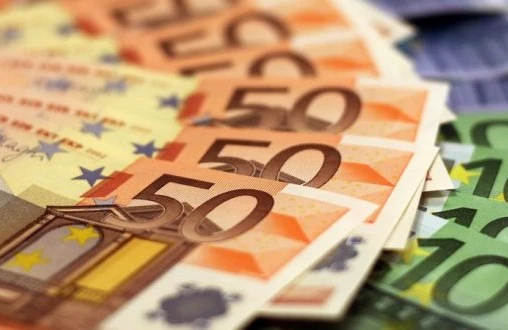 Ukrayna enerjiyə dəstək üçün 144 milyon avrodan çox vəsait alıb