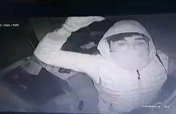 Bakıda şübhəli şəxs polisə bıçaqla müqavimət göstərib