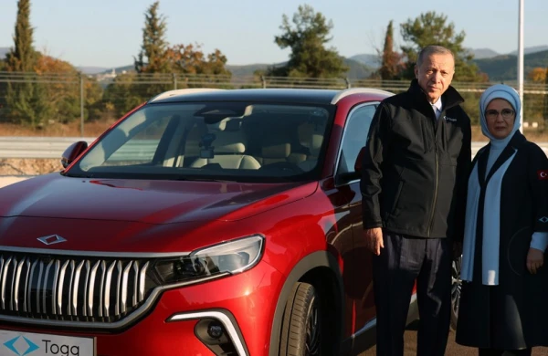 Ərdoğan Türkiyənin ikinci “Togg” elektromobilinin İlham Əliyevə veriləcəyini açıqlayıb