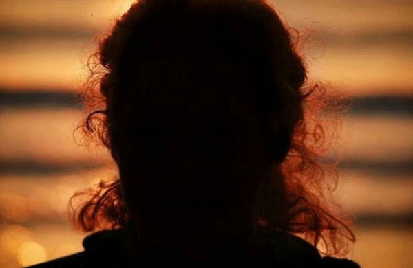 Bakıda dəhşətli qətlin TƏFƏRRÜATI: Sevgilisinin əl-ayağını bağlayıb, qızını zorladı