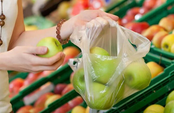 Marketlərdə bu tarixdən polietilen torbalar pullu olacaq