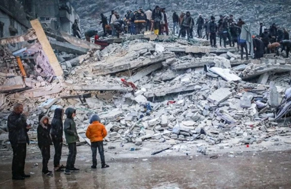 Azərbaycanlı tələbələr Türkiyədə dağıntılar altında qalıb - FOTO
