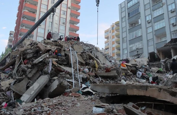 Türkiyədə zəlzələdə ölənlərin sayı 5 894 nəfərə çatıb