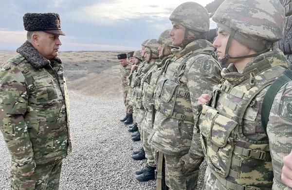 Baş Qərargah rəisi hərbi hissələrin xidməti-döyüş fəaliyyətini yoxlayıb