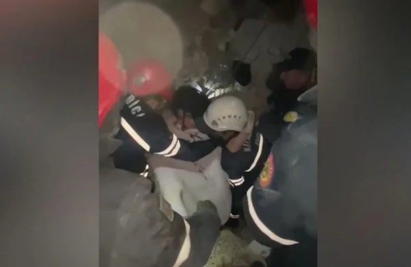 Azərbaycan xilasediciləri 26 nəfəri sağ, 47 nəfərin isə cəsədini çıxarıb