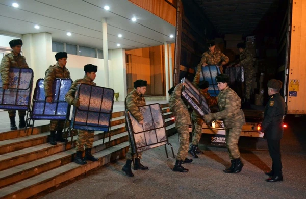 Müdafiə Nazirliyinin təşkilatçılığı ilə Türkiyəyə növbəti yardım göndərilib