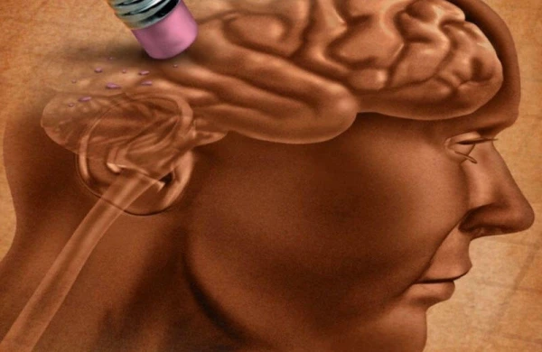 Nevroloq erkən demensiyanın ilk əlamətini – AÇIQLADI