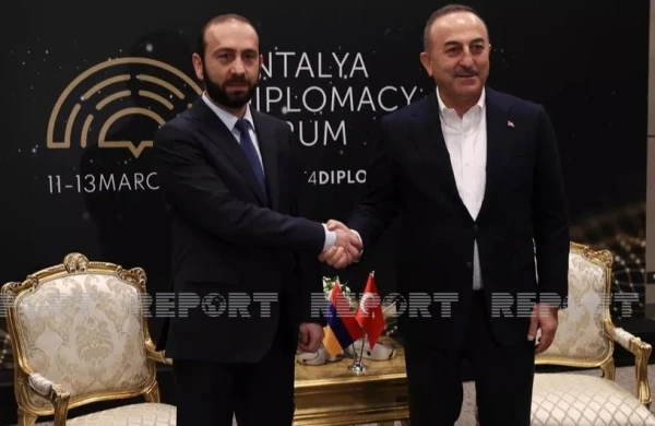 Ararat Mirzoyan bu gün Türkiyədə Mövlud Çavuşoğlu ilə görüşəcək