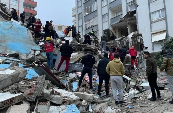 Bir azərbaycanlı hələ də dağıntılar altındadır - Həmin şəxs qadındır