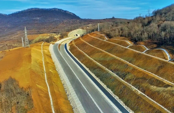 Şuşaya çəkilən sürət yolu pullu olacaq