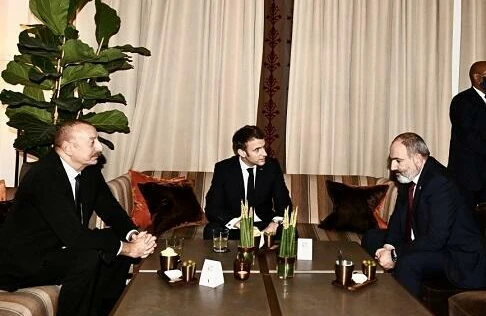 Münhen debatı: Makron “dostunu” dəstəklədi, Əliyev isə…