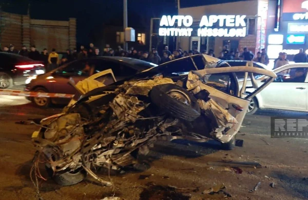Bakıda aöır qəza: Ölən və yaralılar var