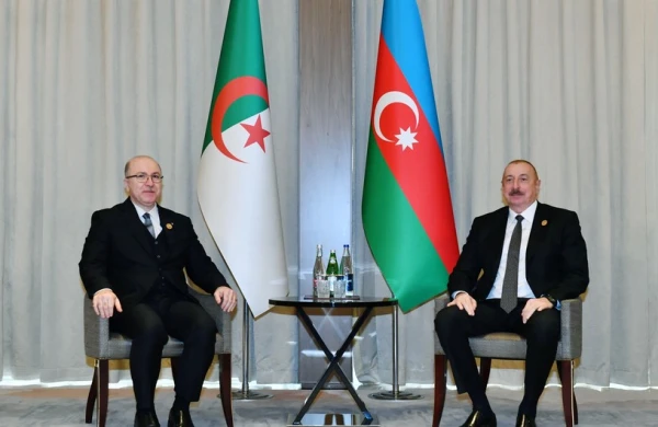 Azərbaycan Prezidenti Əlcəzairin Baş naziri ilə görüşüb