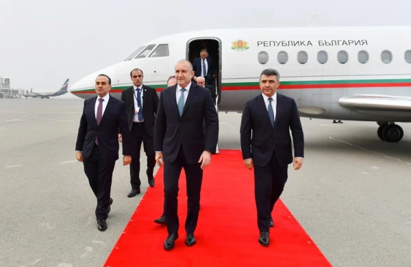 Rumen Radev Azərbaycana işgüzar səfərə gəlib