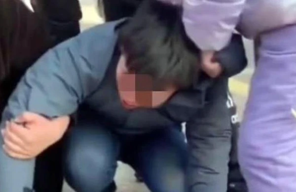 Heyvanları öldürüb kameraya çəkən oğlanı görün nə hala saldılar - FOTO+VİDEO