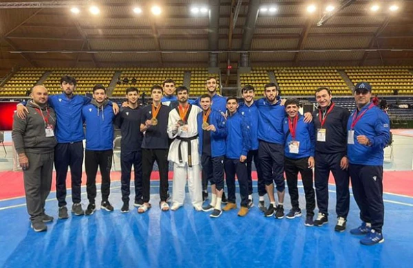 Taekvondoçularımız Niderlandda 2 qızıl, 1 gümüş medal qazandı