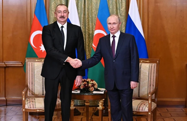 Putin İlham Əliyevə zəng etdi