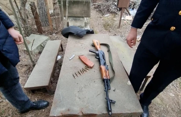 Bakıda əməliyyat: “Kalaşnikov”la saxlanıldılar - VİDEO - FOTO