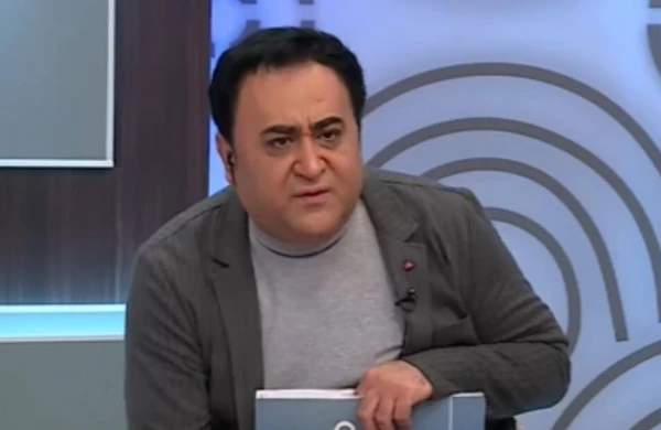Elgiz depressiyaya düşüb