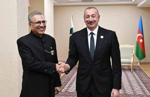 Pakistan Prezidenti İlham Əliyevi və Azərbaycan xalqını təbrik edib