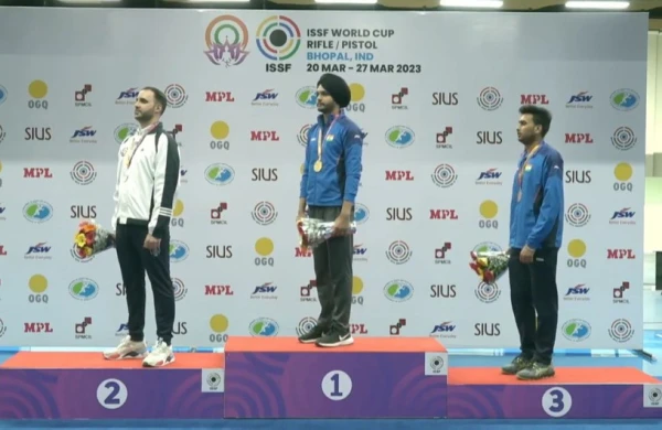 Ruslan Lunyov Dünya Kubokunda gümüş medal qazanıb