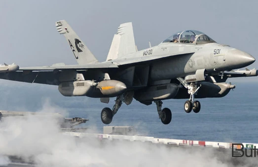 TƏCİLİ: &nbsp;ABŞ qırıcıları İran PUA-sını VURDU