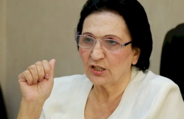 Nurlana Əliyeva məhkəməyə gətirildi