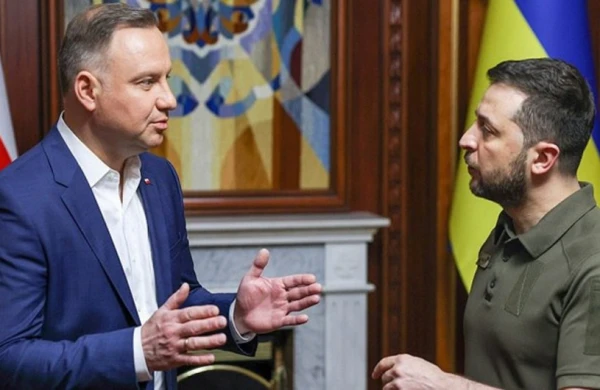 Ukrayna Prezidenti Polşaya gedib
