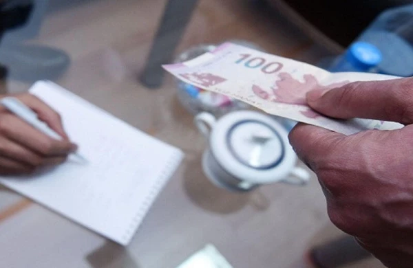 Toyda yığılan 32 mini oğurladı, 3 günə 8 min xərclədi