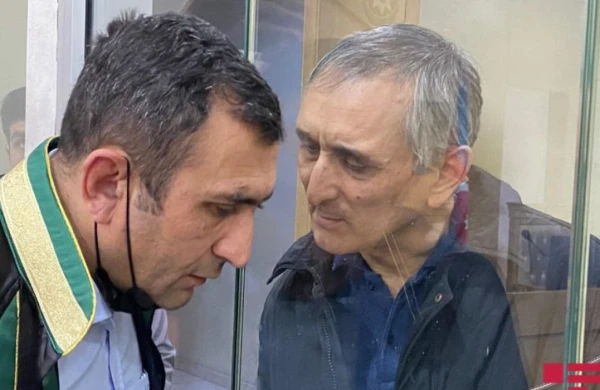 Polis Şöbəsində İlkinin telefonuna çılpaq qadın fotolorı yüklənib? – Ekspert “olub” dedi