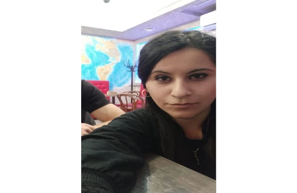 Polis bu qadını axtarır - FOTOYA DİQQƏT!