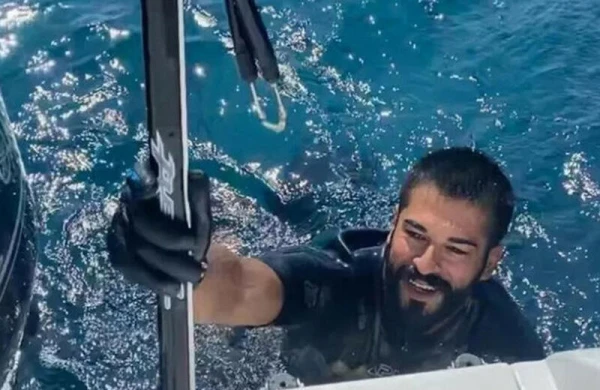 Burak Özçivit 5 milyonluq yaxta aldı - FOTO