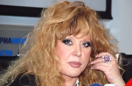 Alla Puqaçovadan şübhələnirlər
